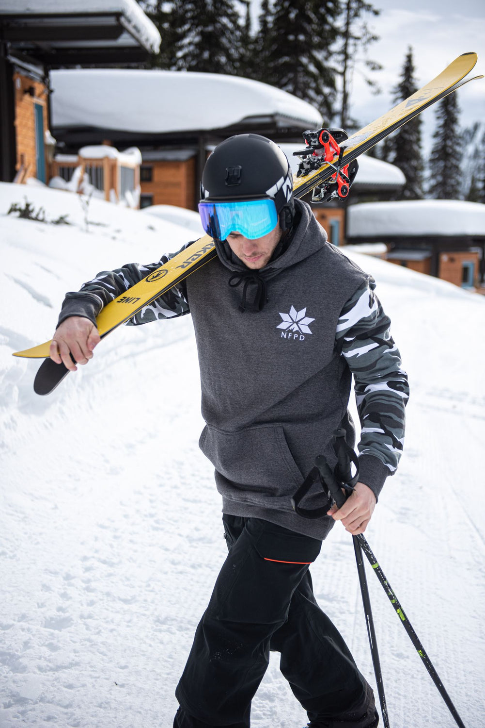 Sudadera con capucha para nieve, alta, para esquí y snowboard, gris, con mangas de camuflaje para nieve - Unisex