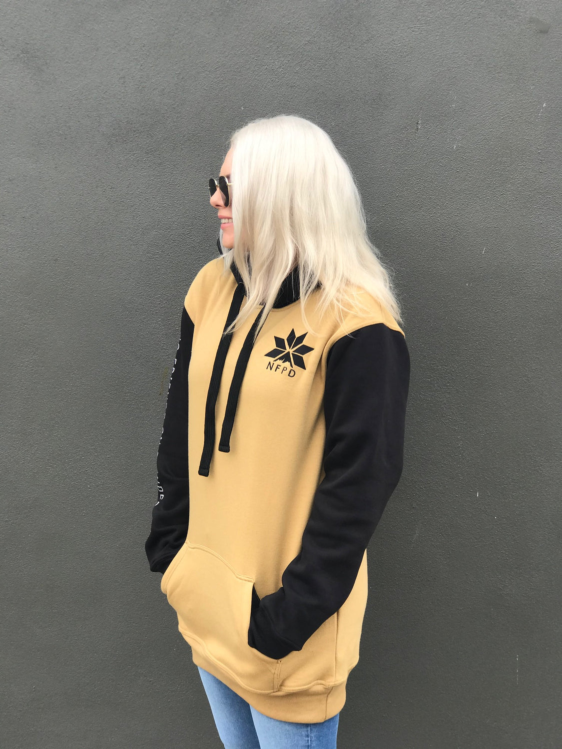 	 Ski/Snowboard Gold/Black Tall Snow Hoodie 4