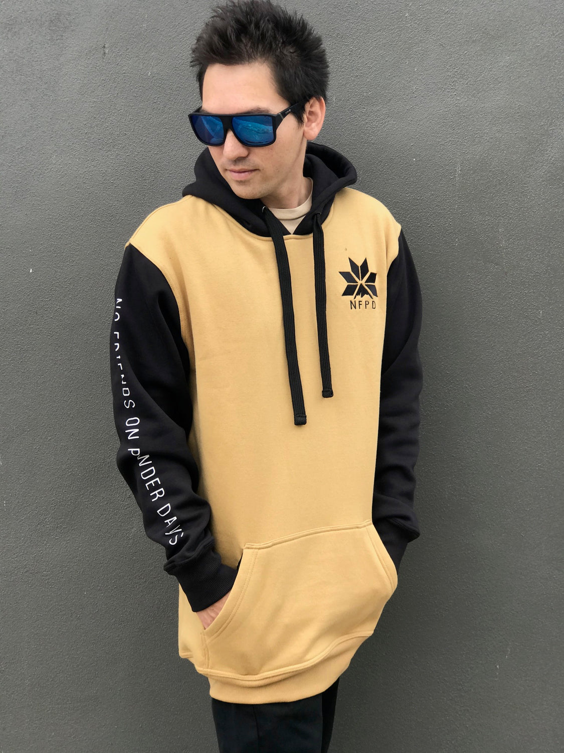 Ski/Snowboard Gold/Black Tall Snow Hoodie 9