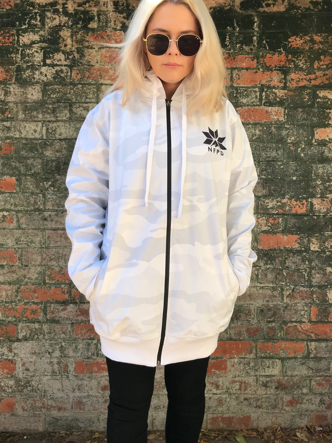 Chaqueta softshell para esquí/snowboard impermeable de 10 000 lb (talla grande), color blanco nieve y camuflaje - Unisex