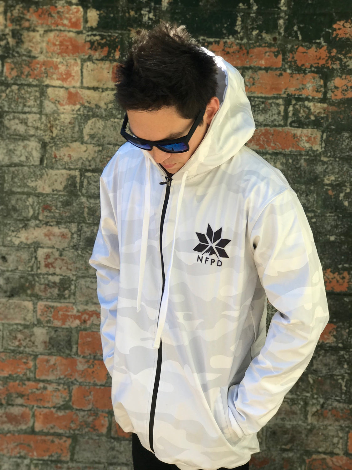 Chaqueta softshell para esquí/snowboard impermeable de 10 000 lb (talla grande), color blanco nieve y camuflaje - Unisex