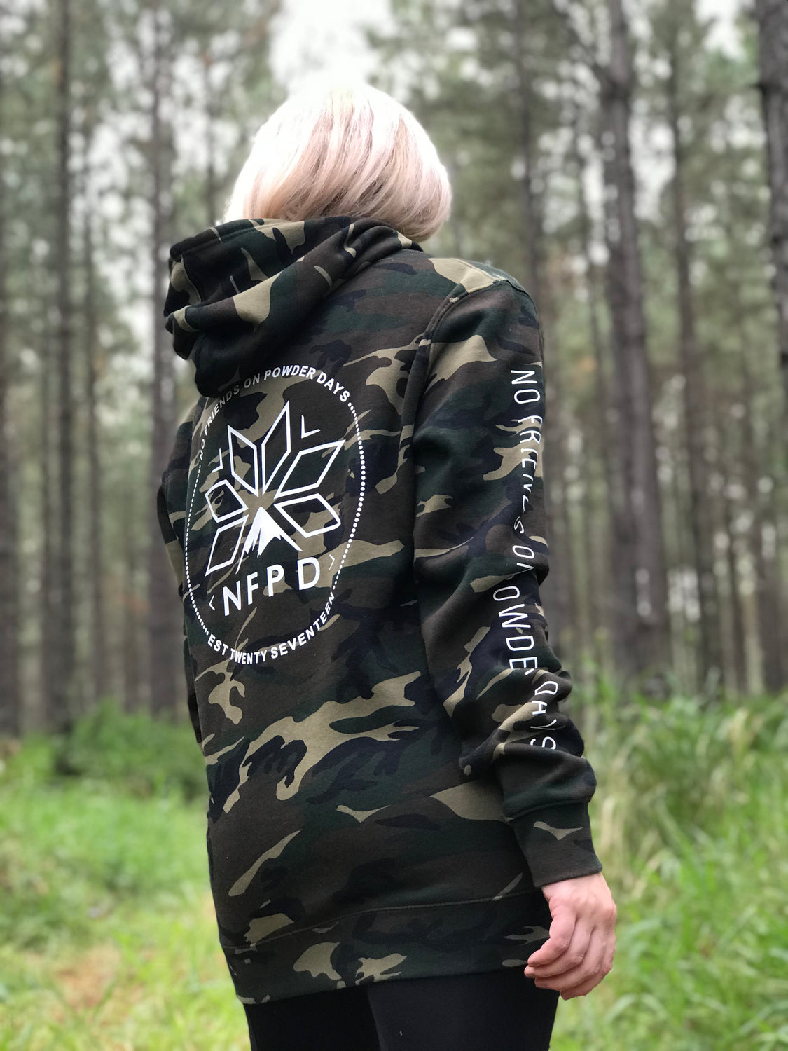 Camo Snug Ski/Snowboard Snow Hoodie - Unisex