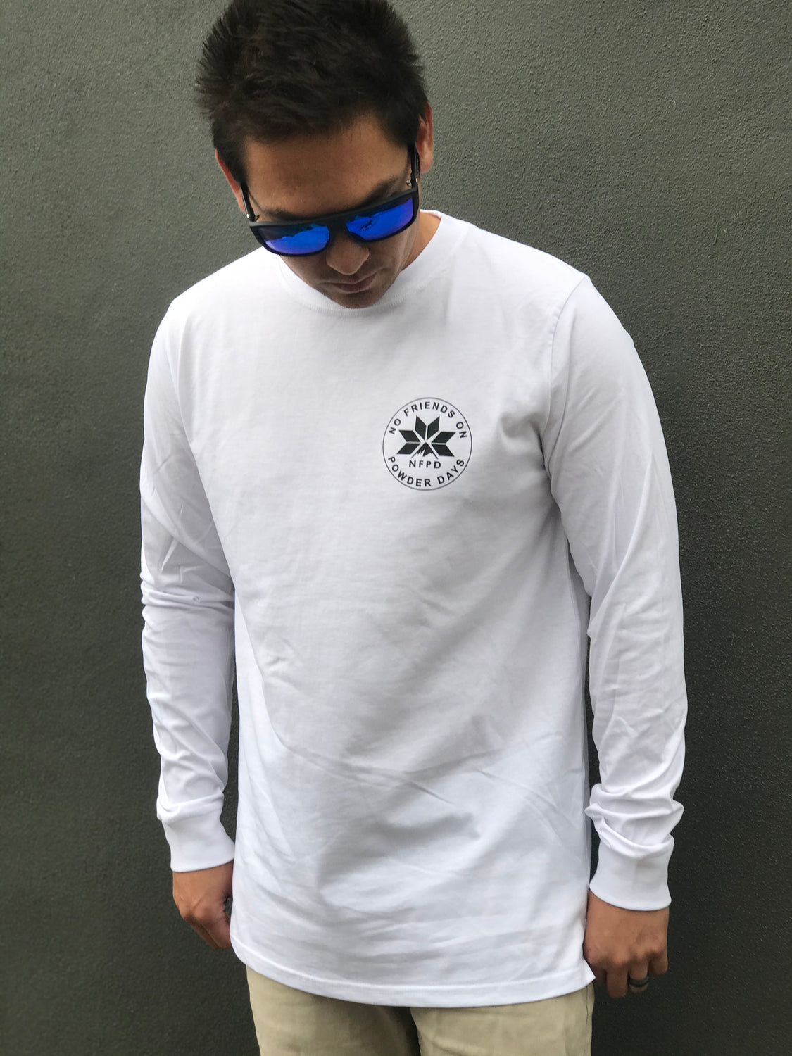 Camiseta de manga larga de algodón orgánico NFPD CIRCLE, color blanco, unisex.