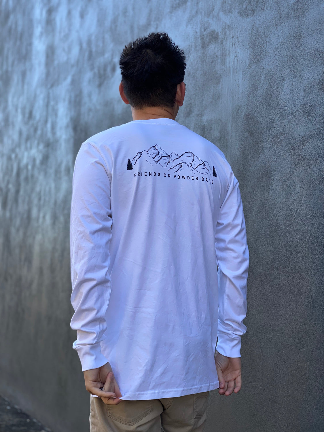 Friends On Powder Days Long Sleeve-T - Unisex