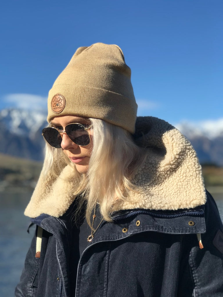 Gorro de nieve con puños