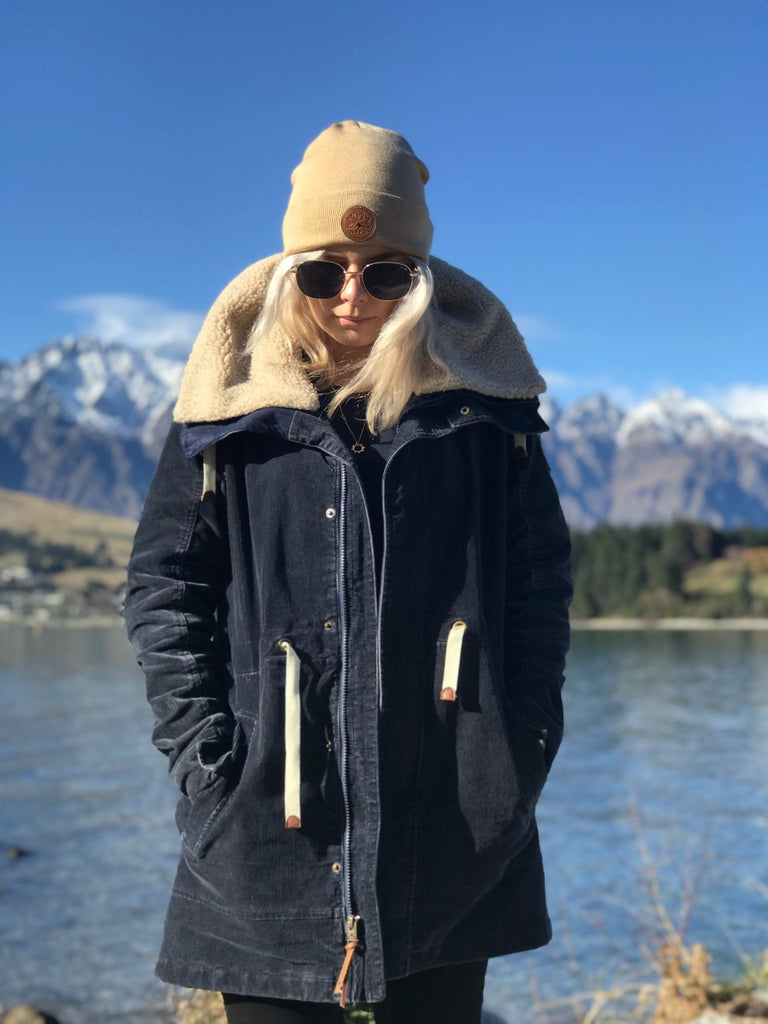 Gorro de nieve con puños
