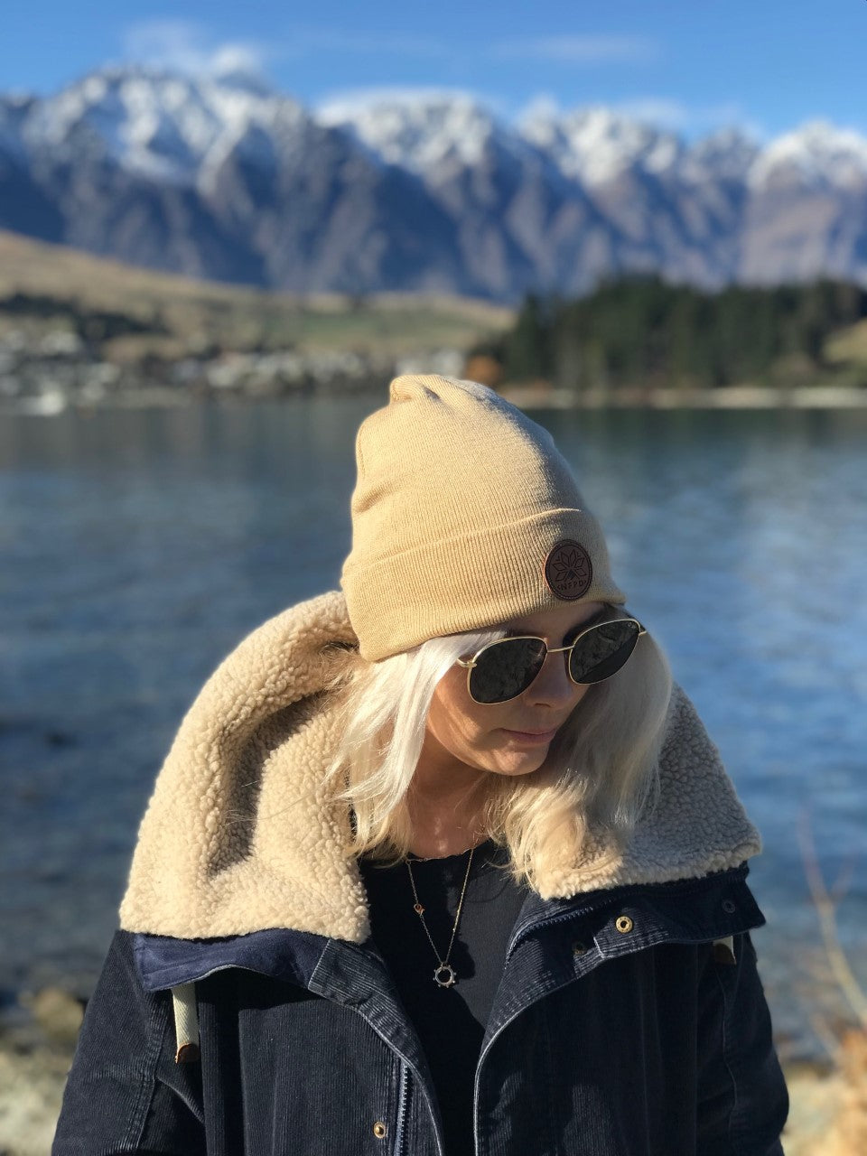 Gorro de nieve con puños